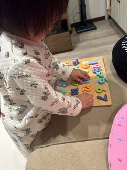 ものまねタレント、2歳長男の急成長に驚き「幼稚園って、すごい」