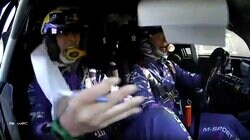 衝撃でノート舞う！ 世界ラリーの車内で驚きの光景 「大変なデコボコ道」での“珍プレー”がSNSで話題