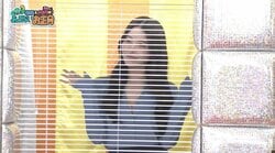 “不動産詐欺集団”に扮したセクシー美女集団、“見えそうで見えない”ブラインド美女も話題に 『鶴ナイ2025』をプレイバック