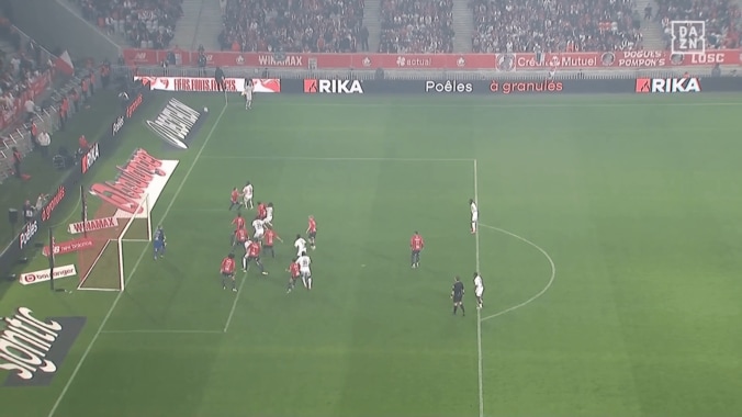 「ようやく報われた…」伊東純也が“鋭いクロス”で爆速同点ゴラッソ演出！ファン歓喜もS・ランスはまさかの降格危機… 4枚目