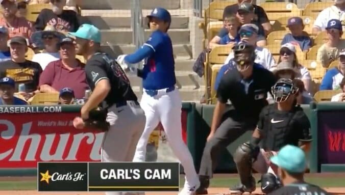 【写真・画像】速ええええ！ 大谷翔平、一瞬で消えた“191キロ弾丸ライナー”「ワケわからん」 凄まじい破裂音の“爆速二塁打”にファン騒然「やりすぎw」　1枚目