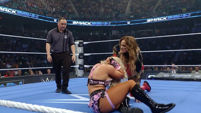 CM明けでもまだ痛そうなティファニー