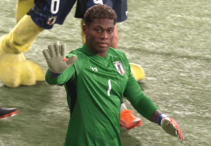 【写真・画像】「勝ったからいいけど…」久保建英、激昂した“疑惑のジャッジ”に本音「公式戦では取ってほしい」足を踏まれ、押し倒されても連続ノーファウル判定　1枚目