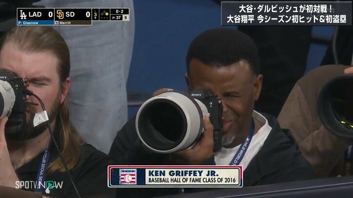 MLBレジェンドが大谷VSダルを激写！イチロー憧れの選手は現役カメラマン「写真が趣味とはきいてたけどｗ」