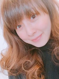 渡辺美奈代『巻き髪』