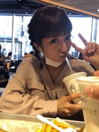 辻希美&杉浦太陽、ハンバーガーデート 「メッサお洒落な店」に興奮