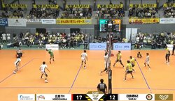 このレシーブはエグすぎる… リベロが魅せた"超美技"に驚愕 「これが高木だ」強烈スパイクを腕も使わずに見事なトス