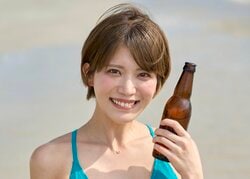 「お尻の形が綺麗」ショートカット美女・なつみ、美ヒップ強調のカルバン・クラインの下着姿に絶賛の声「ほんとにいい女すぎる」