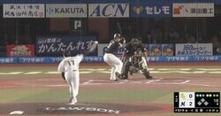 「火の玉かよ！」「160キロ以上に速く見える」 ロッテ・佐々木朗希が “二冠王”ソフトバンク近藤健介から三振を奪った燃えるような“ド真ん中ストレート”がエグすぎる