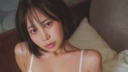 人気レースアンバサダー・葵成美、鮮やかなカーブのスレンダー美ボディを披露 『週プレ』初登場