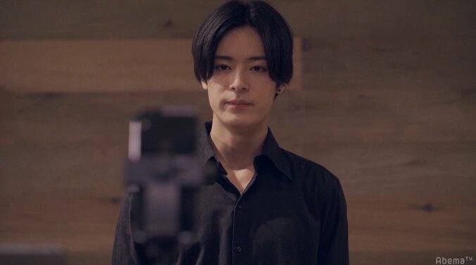 暴行事件で芸能界引退の危機…ピンチを乗り越えるための奇策は「17Live（イチナナ）」謝罪会見 7枚目