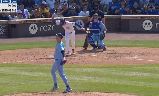 【写真・画像】大谷翔平にハプニング発生！ 自分が打った“弾丸打球”に「ビックリ」　打球速度185キロ“フェンス直撃”が「爆速すぎる」　1枚目