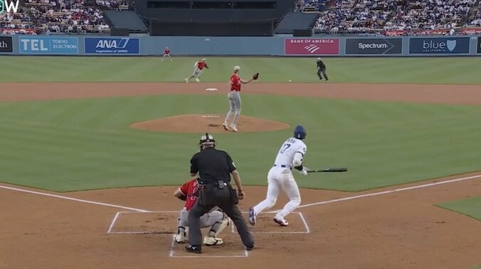 【写真・画像】もうワケわからん！ド軍の彗星キム・ヘソンの足で“予想外の展開”「エグい」「速すぎw」相手野手がビビって暴投… とんでもないスピードで“爆速内野安打”　1枚目