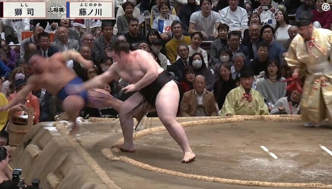 獅司が力士を吹っ飛ばした衝撃光景