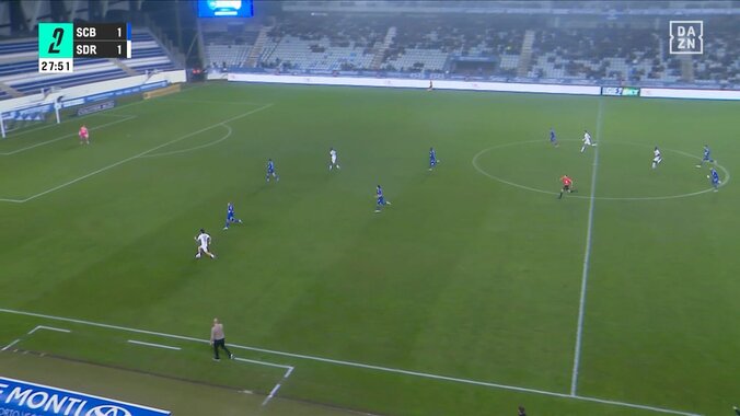 「完全に別格だな」中村敬斗が起点！華麗な“2枚かわし”ドリブルから右足一閃「上手すぎる！」圧巻フィニッシュでゴールを呼び込んだ瞬間 5枚目