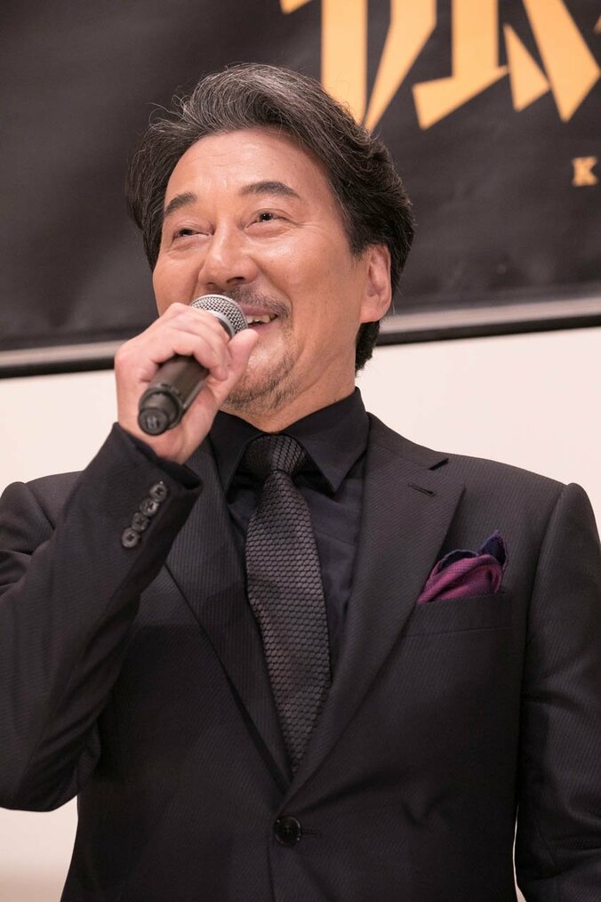 役所広司、松坂桃李の俳優40周年目を予想「全裸で仕事している」 2枚目