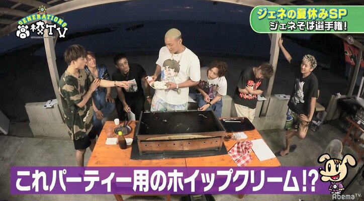 メンディーが大発明！　アレとアレを混ぜた焼きそばが「カルボナーラ」！