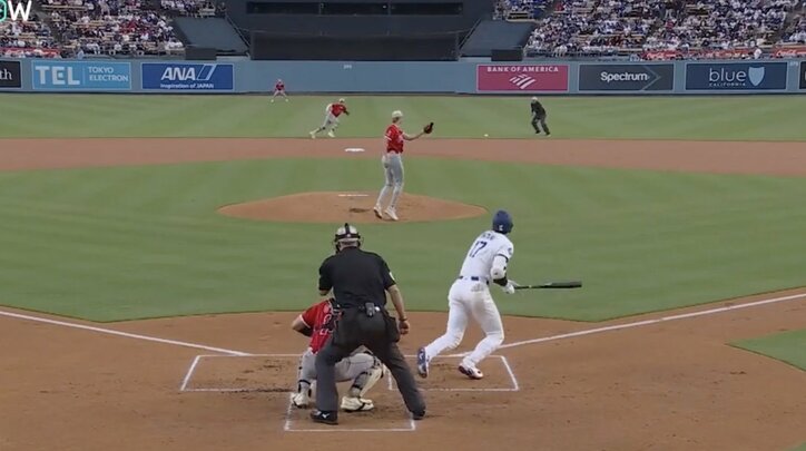 【写真・画像】もうワケわからん！ド軍の彗星キム・ヘソンの足で“予想外の展開”「エグい」「速すぎw」相手野手がビビって暴投… とんでもないスピードで“爆速内野安打”　1枚目