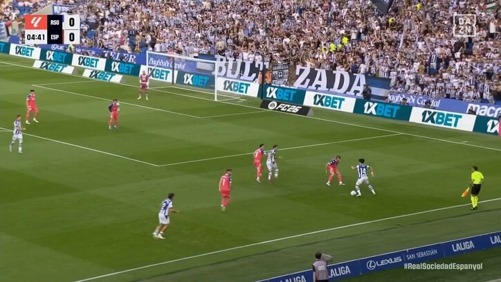 【映像】急加速突破からの逆足ピンポイントクロス