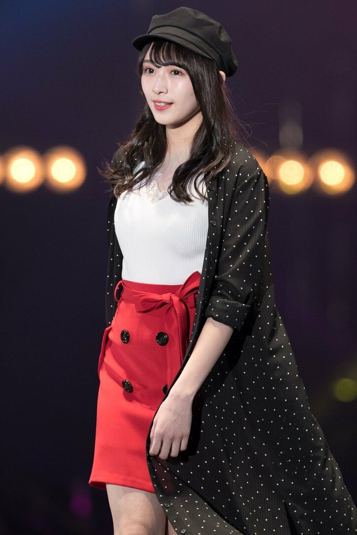 欅坂46が背中ざっくりセクシーに、個性全開アーティスティックに魅せた「TGC」ランウェイ