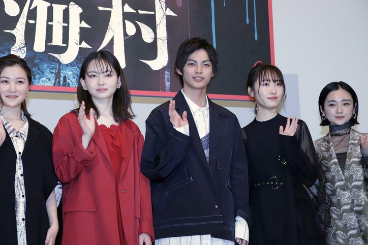 神尾楓珠「家にキャストがいます」 自宅にいる霊が映画『樹海村』に出演!?