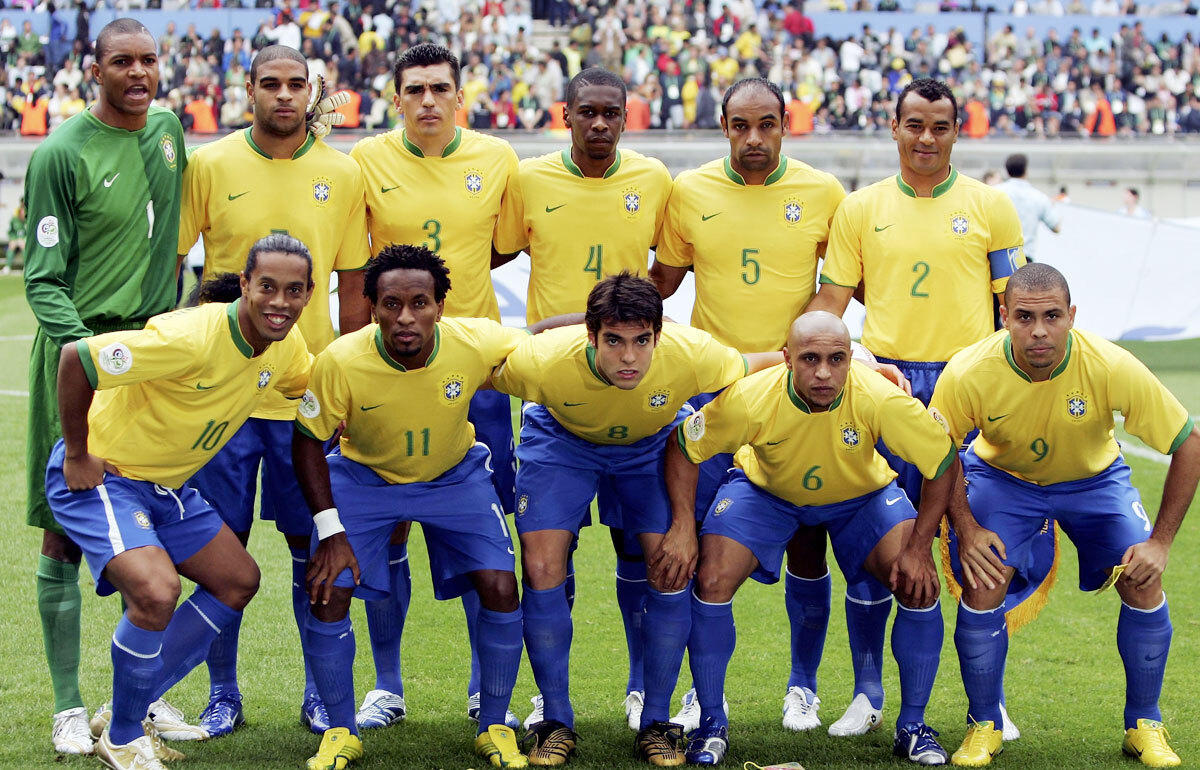 超豪華！ W杯でも共演したブラジルのレジェンド4人がスタンドに勢揃い