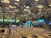 ゴールデンボンバー 鬼龍院翔『シンガポールフォトマガジン』