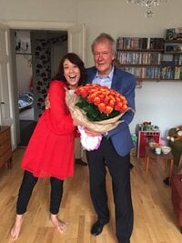 LiLiCo、父の誕生日をサプライズ祝福するため祖国スウェーデンへ