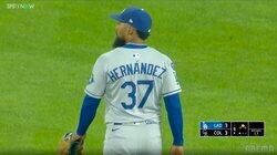 「99.4%」捕れた“落球”…ド軍、頼れる主砲“だからこそ”痛恨守備は「本当に痛かった」明暗分けた瞬間