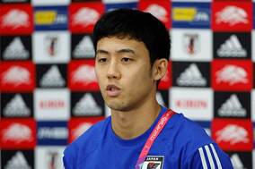 日本代表MF遠藤航、「休暇中断」でチーム復帰にドイツ紙驚き「W杯敗退からわずか7日後」