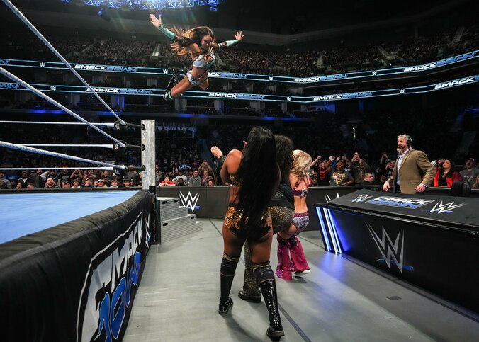 チェルシー、決死のダイブ