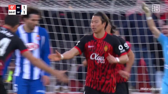 【映像】浅野拓磨、超加速ダイビングヘッド弾炸裂の瞬間