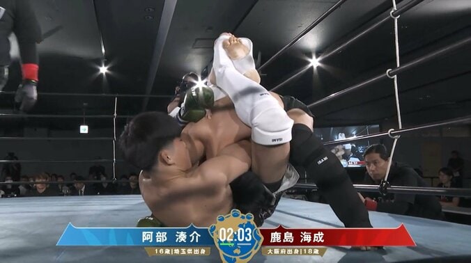 「極真王者が落とされた」16歳MMAファイター、極真王者から“悶絶”タップ「何このフィニッシュ」まさかの結末に騒然 4枚目