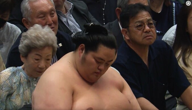 「こんな表情見たことない」4連敗の琴櫻、土俵下の様子に心配の声殺到 元若乃花が提言「少し体を絞った方がいい。自分を追い込むような苦しい稽古を」 3枚目