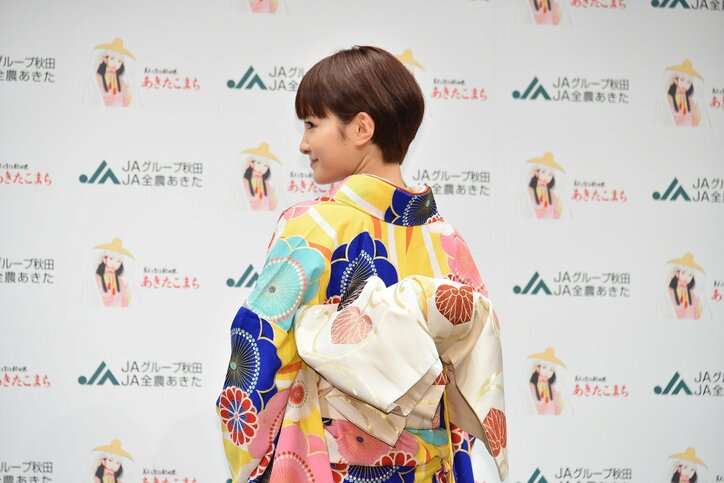 今年20歳の葵わかな、10歳当時の写真公開！「木登りと読書が好きな子だった」