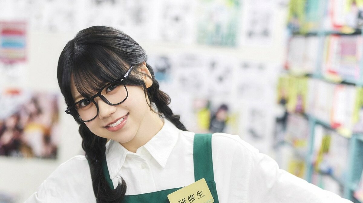 OCHA NORMA・米村姫良々、エプロン姿の“書店員”シチュエーション