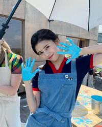 「可愛さの渋滞」 NiziU・RIMA、メンバーとの仲睦まじいオフショット＆ムービーを公開