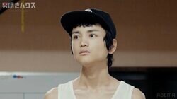 スマホ禁止の合宿、25歳無職が夜中にコソコソ…コーチに筒抜けで「なんか言うことある？」