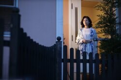 「死ぬべきは親の方だ」1話から衝撃の展開！“幸せの絶頂”だったセレブ妻・戸田菜穂の自殺、息子の隠された日記にSNS悲鳴「えええ？」「まさかのラスト」ドラマ『スカイキャッスル』