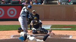 大谷翔平の強烈打球に仲間も“あっぱれ”拍手 167.9キロのロケット安打が圧巻すぎる