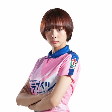 Mリーグ　麻雀　モデル　岡田紗佳　直筆サイン入り　写真集2冊　未開封DVD Mリーグ 麻雀 モデル 岡田紗佳 直筆サイン入り 写真集2冊 未開封DVD