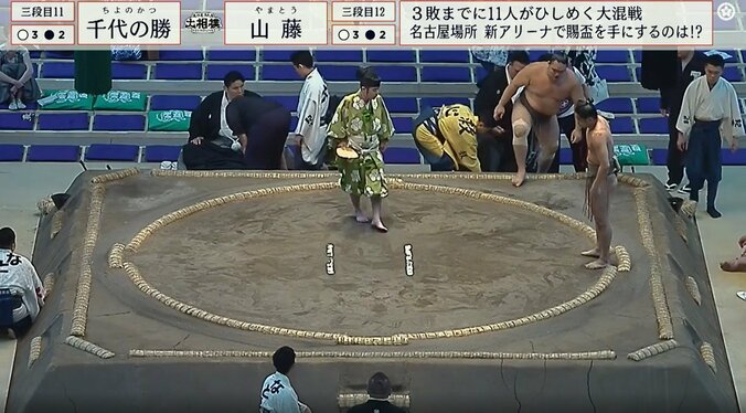 無事立ちあがった千代の勝