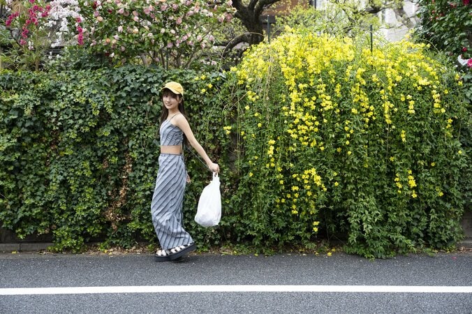 “ピュアすぎる”森脇梨々夏、ビジュアルも限界突破のデジタル限定写真集『りりちゃんち』が7月7日リリース 3枚目