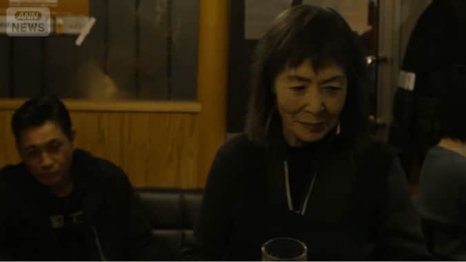 接客中の梅澤さん　2026年3月