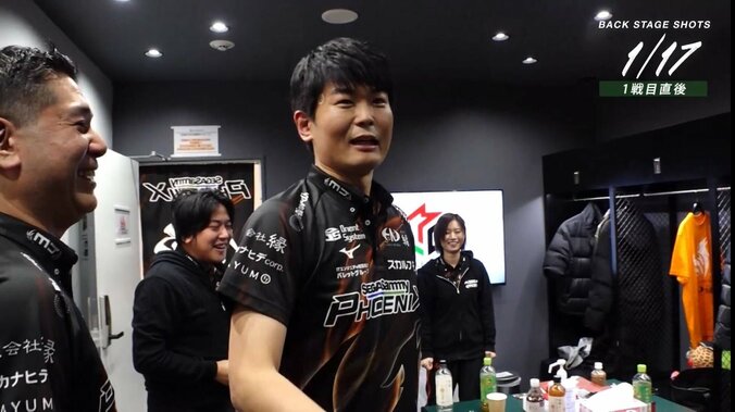 【写真・画像】仲間が大三元打った直後に負けてられるかって……竹内元太が明かした“力が入りまくってた理由”がカッコ良い チームメイトも笑顔に／麻雀・Mリーグ　1枚目