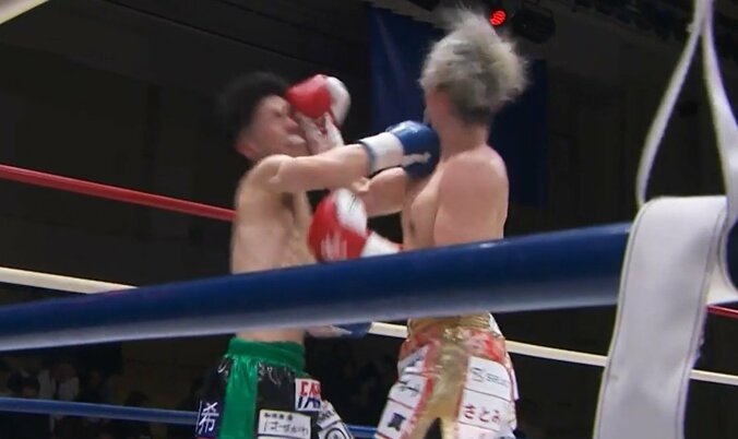 相打ちからの衝撃KO