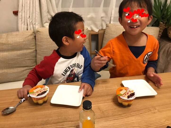 杉浦太陽、息子たちが“YouTuber”になりきる姿に「パパとママはメロメロ」