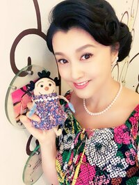 藤原紀香『ぶらり散歩～サザエさんの街』