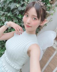 声優・上坂すみれ、フォトブックのアザーカットを公開 コスプレにファン「尊すぎる！」