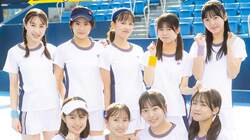 デビューシングル発売間近のロージークロニクルが『ヤングガンガン』初登場 青春たっぷりの巻末グラビア